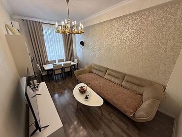 mida 382: Yasamal, 3 otaqlı, Yeni tikili, m. Elmlər Akademiyası, 85 kv. m — 2