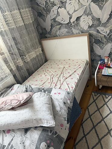 taxta doseme: Tək nəfərlik çarpayı satılır. - Ölçü: təxmini 90x190 sm (standart tək — 1