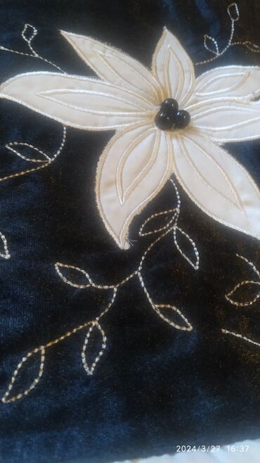 Örtüklər: Yataq üçün Yeni rəng - Qara Yataq örtüyü, Ünvandan götürmə — 4