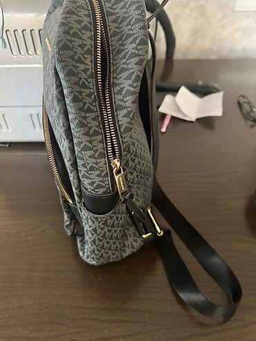 marc jacobs: Рюкзак Michael Kors с монограммой MK. - Материал: фирменное покрытие — 2