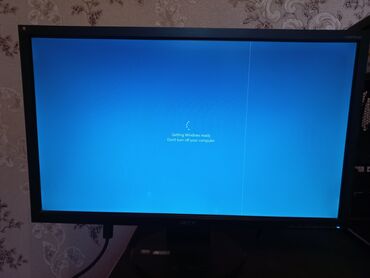 monitor ikinci el: Acer monitor Böyük ekran ekranda uzun yaşıl xətt var problem