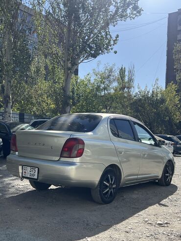 лямбда зонд гольф 3: Toyota Platz: 2000 г., 1.3 л, Автомат, Бензин, Седан