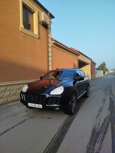 Porsche: Porsche Cayenne: 4.5 l | 2004 il 242000 km Ofrouder/SUV — 8