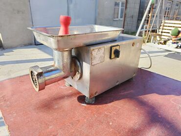 et ceken maşin: Мясорубка
