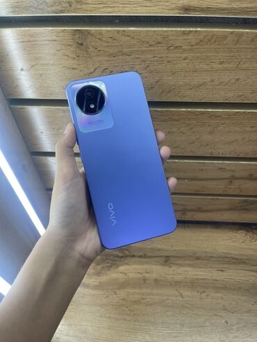 моторола телефон: Vivo Y02