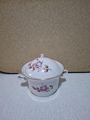 Наборы посуды: Набор столовой посуды и салатников. Фарфор «ЗИК» (белый с золотой — 30