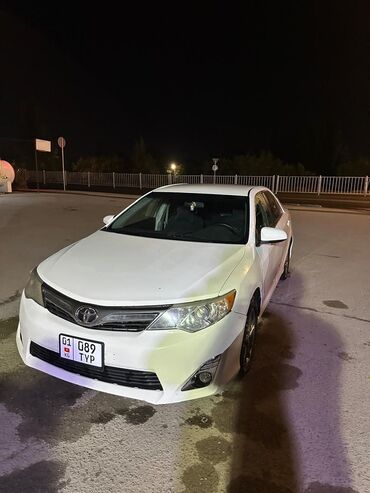 tayota runx: Toyota Camry: 2011 г., 2.5 л, Автомат, Бензин, Седан