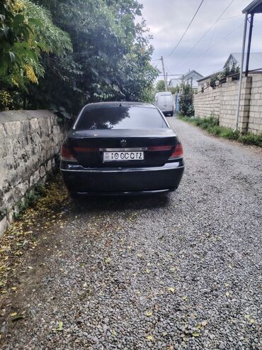 opel suret qutusu: BMW 7 series: 4.4 l | Sedan