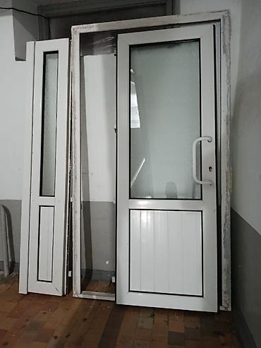 Внутренняя отделка: Пластиковая дверь, Б/у, Со стеклом — 2