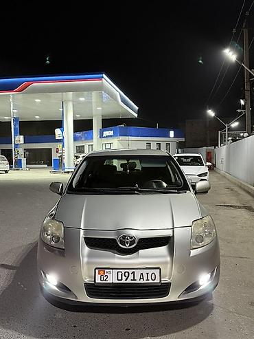 r18 lx: Toyota Auris: 2008 г., 1.6 л, Автомат, Бензин, Хэтчбэк — 2
