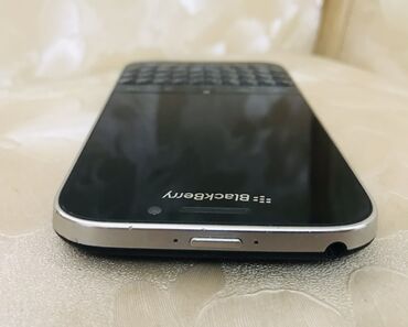 blackberry cell phone in Кыргызстан | BLACKBERRY: BlackBerry Classic Q20 LTE 4G черный. Характеристики смартфон