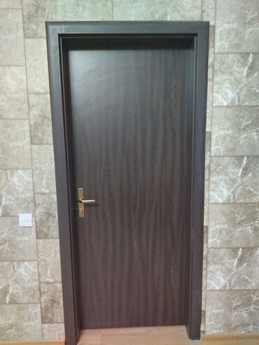Otaq qapıları: Qapi 6eded 215/90sm
120azn biri
Elitin yani 7502 leli