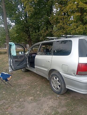 катер водный: Honda Stepwgn: 1998 г., 2.3 л, Газ, Минивэн — 5