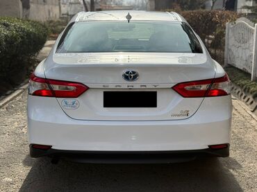 Toyota: Toyota Camry: 2020 г., 2.5 л, Автомат, Гибрид, Седан — 9