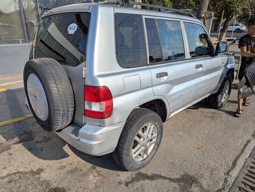 аутлендер оутлендер аиртрек айртрек: Mitsubishi Мини-тракторлор Pajero: 2001 г., 1.8 л, Механика, Бензин, Жол тандабас