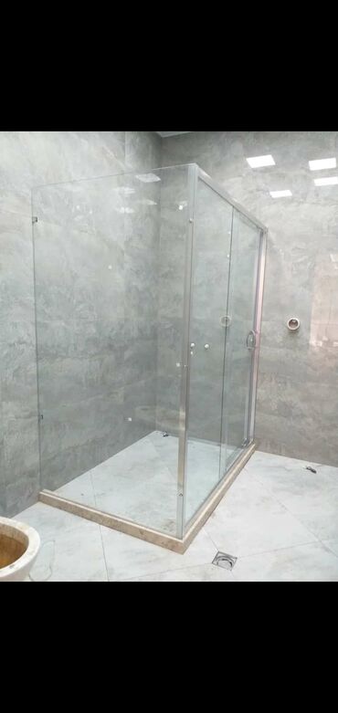 Duş kabinaları, arakəsmələr: Yeni Üstü açıq kabina, Künc üçün, Ödənişli çatdırılma — 22