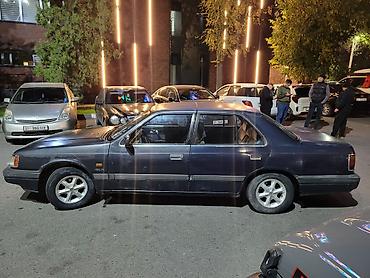 mazda: Mazda 929: 1989 г., 2.2 л, Механика, Бензин, Седан — 3