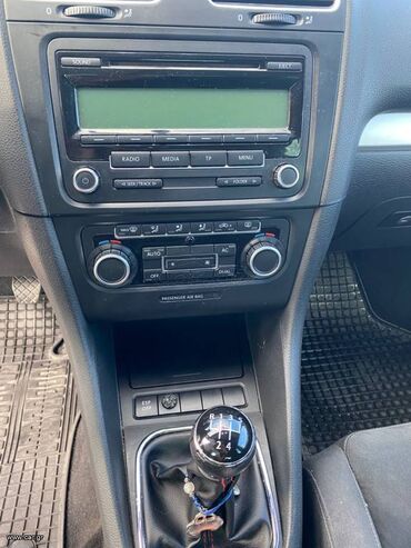 Volkswagen: Volkswagen Golf: 1.6 l. | 2010 έ. Χάτσμπακ — 8