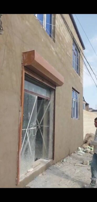 Mağazalar: Tam təmirli sanuzelli mətbəxi olan yaşayışlı ərazinin girişində — 3