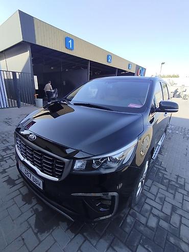 рф номерами: Kia Carnival: 2018 г., 2.2 л, Автомат, Дизель, Минивэн — 8