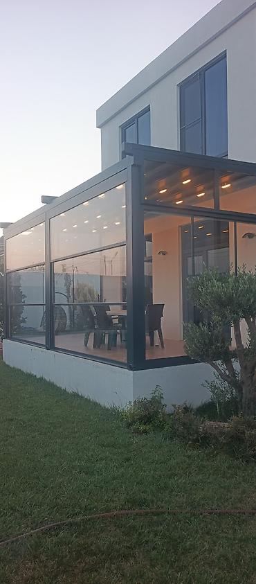 dam ortuleri: Alüminium çərçivəli şüşə veranda/pergola sistemi - Müasir dizayn — 3