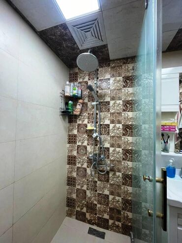 Köhnə tikili: Bakı, 4 otaqlı, Köhnə tikili, m. Həzi Aslanov, 100 kv. m — 12