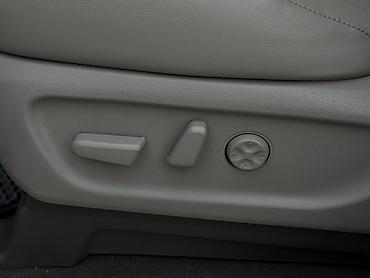 Kia: Kia Carnival: 2017 г., 2.2 л, Автомат, Дизель, Минивэн — 17