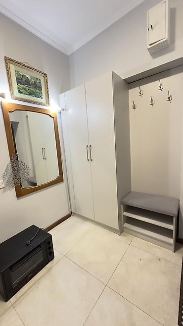 Долгосрочная аренда квартир: 3 комнаты, Риэлтор, Без подселения, С мебелью полностью — 10