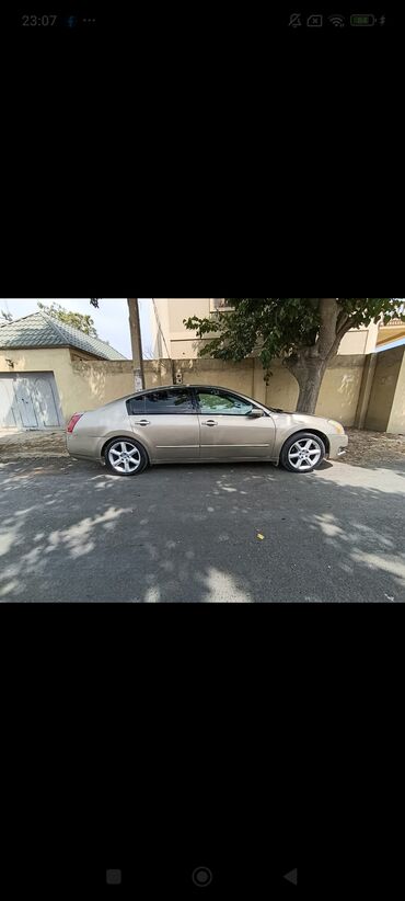 Nissan: Nissan Maxima: 3.5 l | 2003 il Sedan — 2