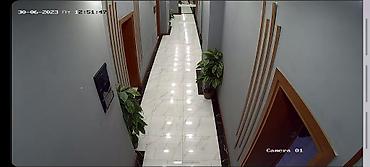 Недвижимость: 11 otaqlı ofis Komunal xərclər qiymətə daxildir .Vasiteçilər z.o — 4