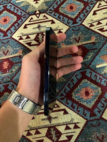 iphone 11 sarı: IPhone 12 Pro, Mavi, Qırıq — 3