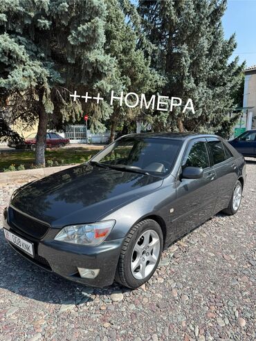 чехлы на ми: Lexus IS: 2003 г., 2 л, Механика, Бензин, Седан