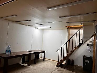 Продажа торговых контейнеров: Двухуровневый модульный павильон из морских контейнеров - Формат — 2