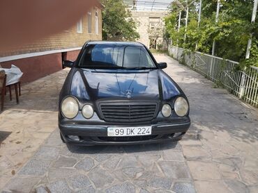 mersedes 4 göz: Mercedes-Benz 220: 2.2 l | 2001 il Sedan