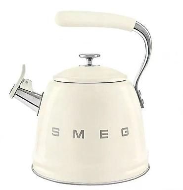 наливатор: Чайник Smeg (ретро‑дизайн 50’s Style), белый, со свистком - — 2