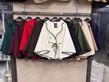 valentino majice: ✨️ LUX PONČO ✨️
Vel: od s do 2xl
Cena: 3900 rsd 🏷 e.7 — 5