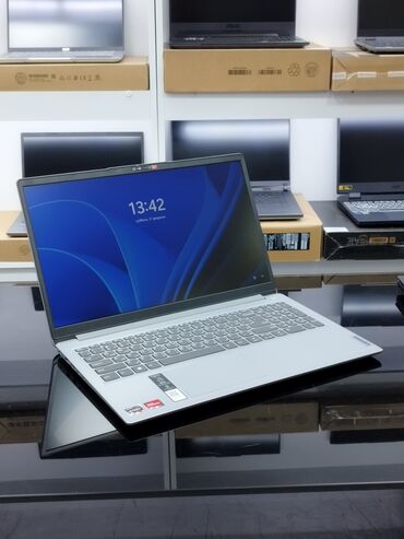Ноутбуки и нетбуки: Ноутбук, Lenovo, 4 ГБ ОЗУ, AMD Ryzen 3, 15.6 ", Новый, Для работы, учебы, память SSD