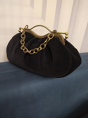 Классические сумки: Продаю бархатный редикюль сумочку, новая, черного цвета размер 30×15 — 3