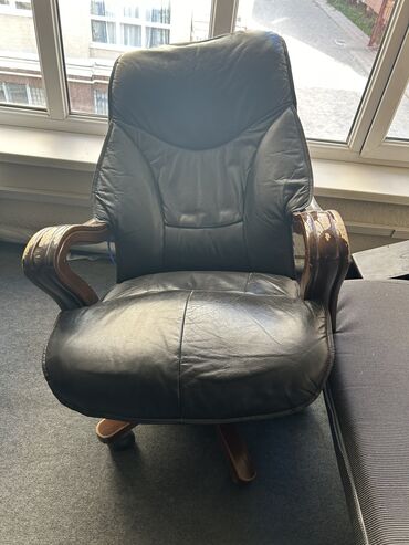 мебель кресло: Кресло руководителя, Офисное, Б/у