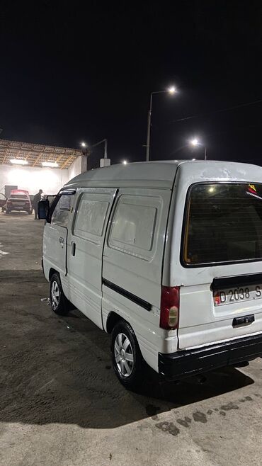 купить бокс на крышу автомобиля бу: Жеңил жүк ташуучу унаа, Iveco, Колдонулган