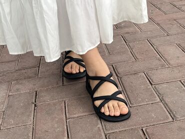 Босоножки, сандалии, шлепанцы: Все по 350с — 4