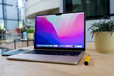 macbook satilir: Yeni Apple MacBook, 15 ", Apple M2, 512 GB