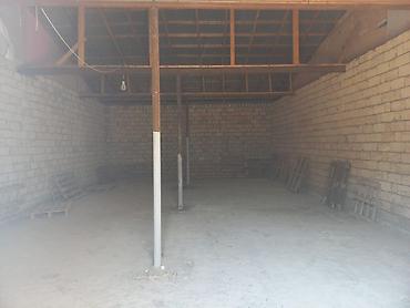 xocasan: Obyekt – yol kənarında yerləşən iki mərtəbəli tikili və geniş — 8
