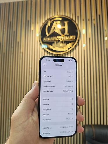 2 el iphone 15: IPhone 15, 128 GB, Black Titanium, Simsiz şarj, Face ID, Sənədlərlə — 2