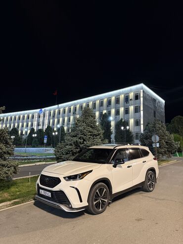 Toyota: Toyota Highlander: 2021 г., 3.5 л, Автомат, Бензин, Кроссовер