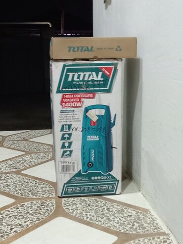 Peçlər və kaminlər: TOTAL yüksək təzyiqli yuyucu – 1400W Xüsusiyyətlər: - Güc: 1400W -