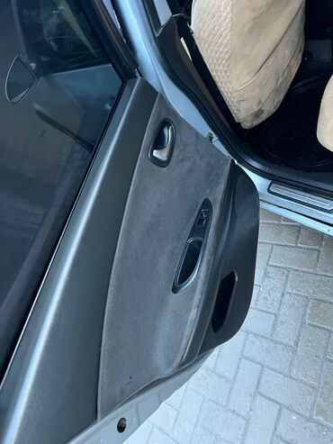 Nissan: Nissan Primera: 2002 г., 1.8 л, Механика, Бензин, Универсал — 11