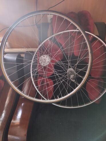 колесо для велика: Передняя заднее колесо от ХВЗ спорт