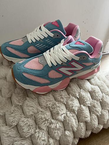 obuca orange: New Balance patike 9060 – roze plavi & zeleni model Dostupne u — 2