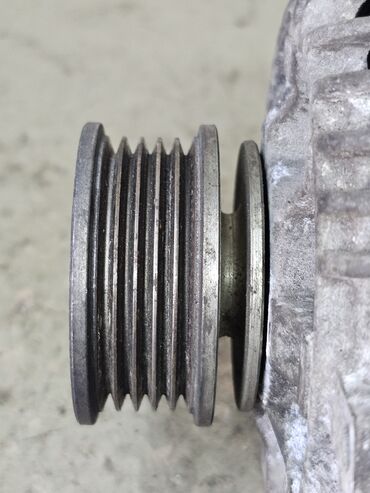 Генераторы: Генератор Volkswagen 1998 г., Б/у, Оригинал, Германия — 4